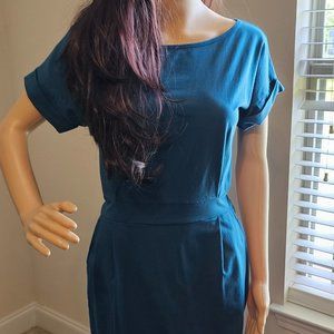 Pretty Garden ~ size M ~ Teal short-sleeved T-shirt Dress